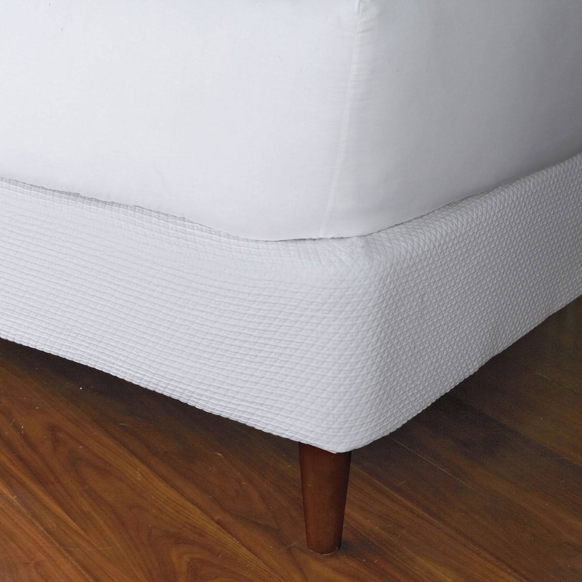 King Egyptian Cotton Matelasse Box Spring Cover V6101