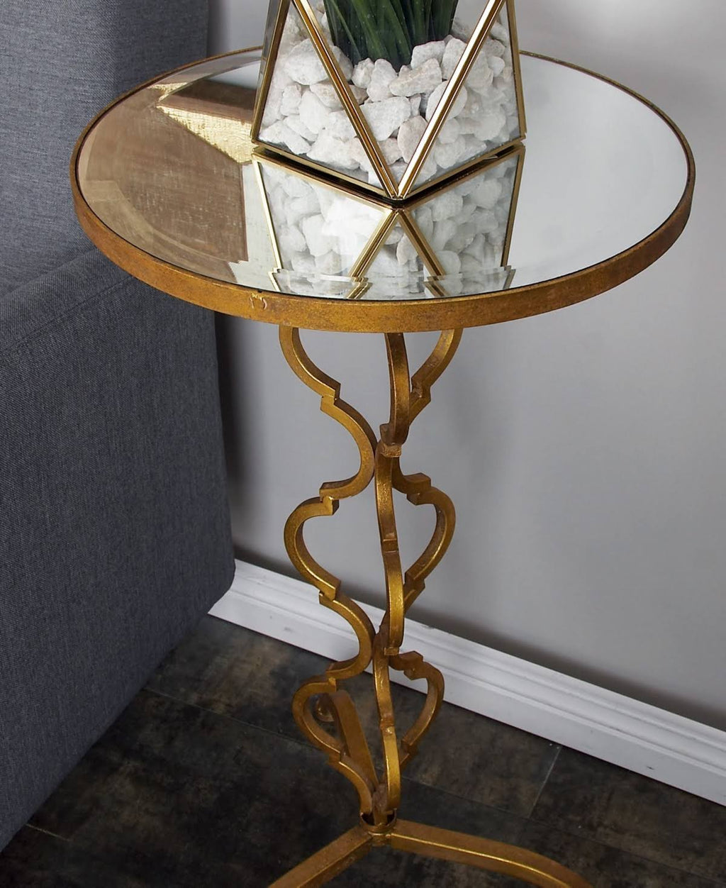 Gold-Tone Accent Table P875