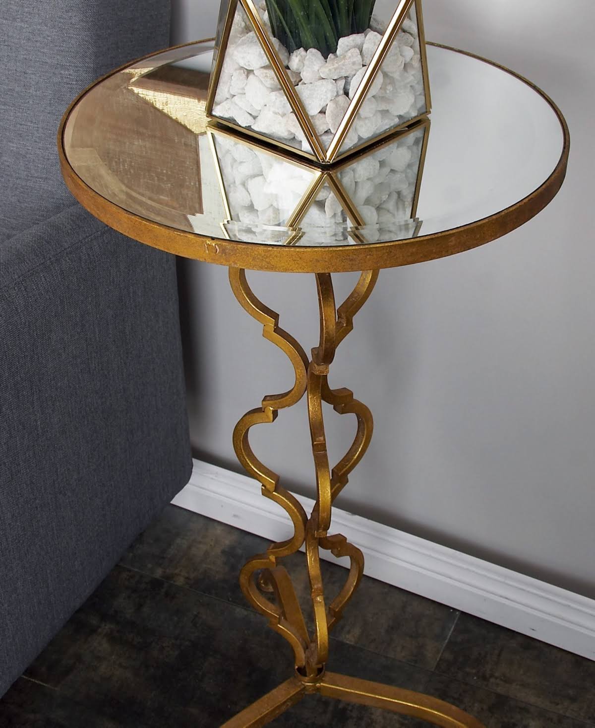 Gold-Tone Accent Table P875