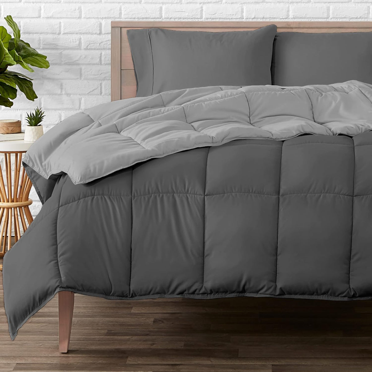 King/California King Black/Grey Reversible Comforter X651630
