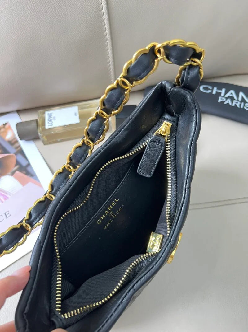 Hobo Handbag L158845
