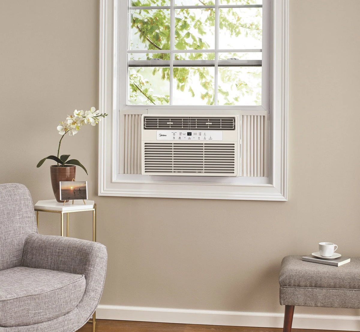 12,000 BTU 115V Smart Window Air Conditioner with Remote, White Z623