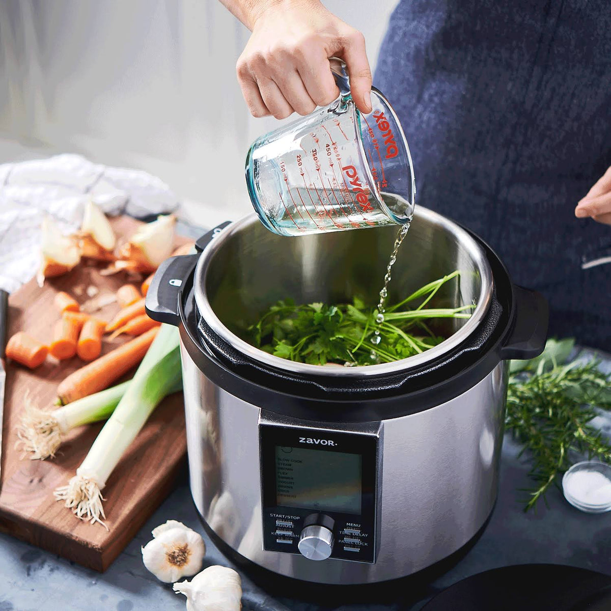 6 Qt. Multi Cooker S5816