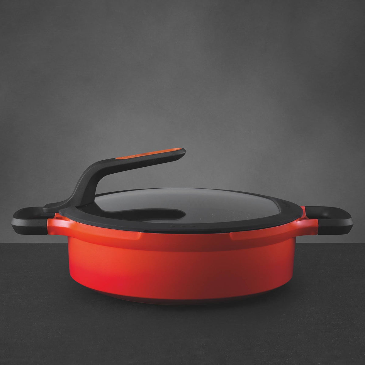 Cast Aluminum Non-Stick Covered Two-Handle Saute Pan Z513