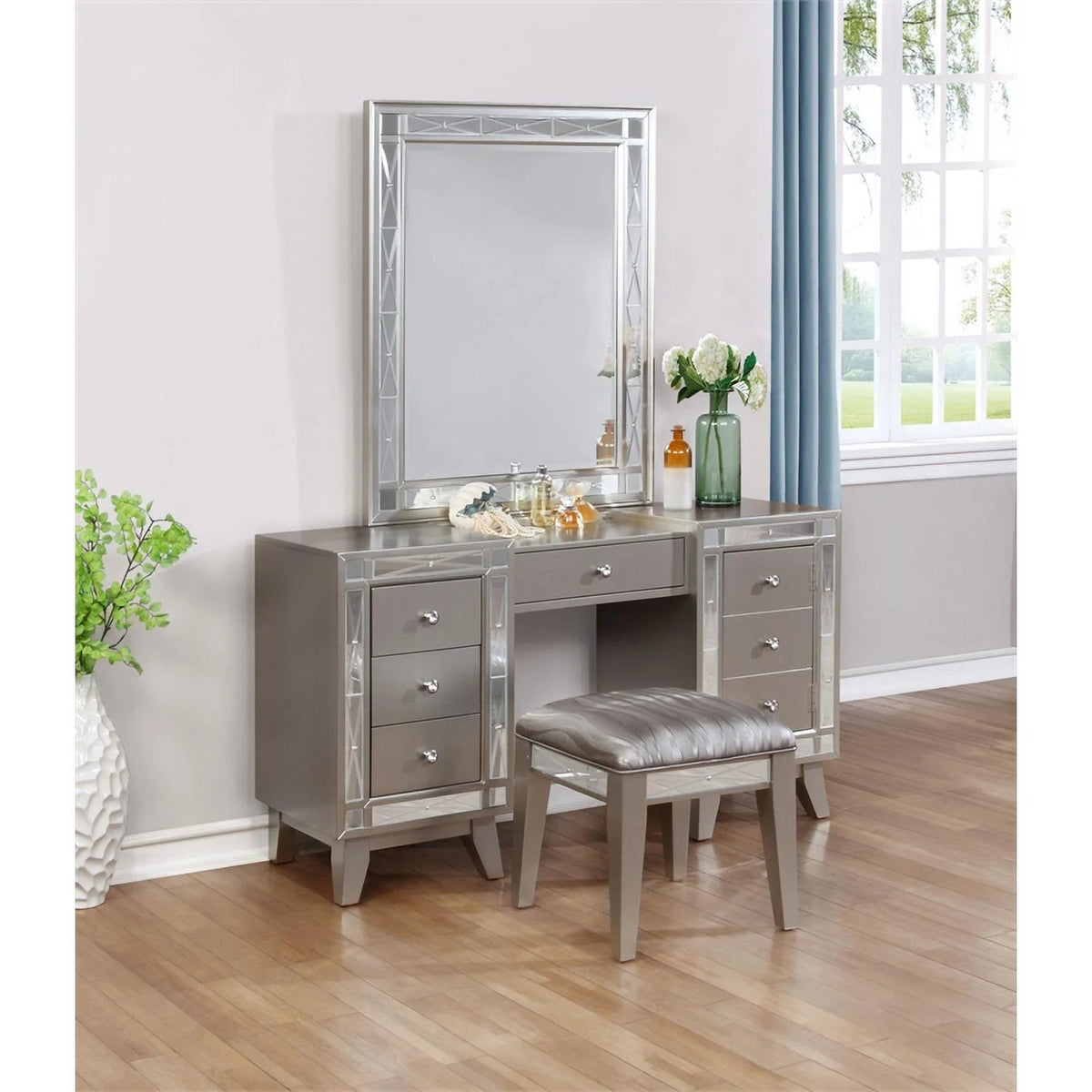 Contemporary Wood 3-piece Vanity Set V48261